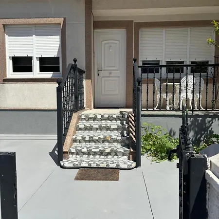 Casa De La Nina,chalet Familiar Con Gran Terraza