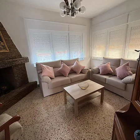 בית נופש Casa De La Nina,chalet Familiar Con Gran Terraza *