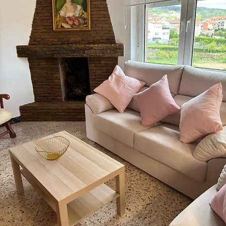 Holiday home Casa De La Nina,chalet Familiar Con Gran Terraza Finisterre