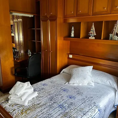 Holiday home Casa De La Nina,chalet Familiar Con Gran Terraza