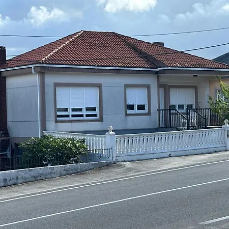 Casa De La Nina,chalet Familiar Con Gran Terraza * פיניסטרה
